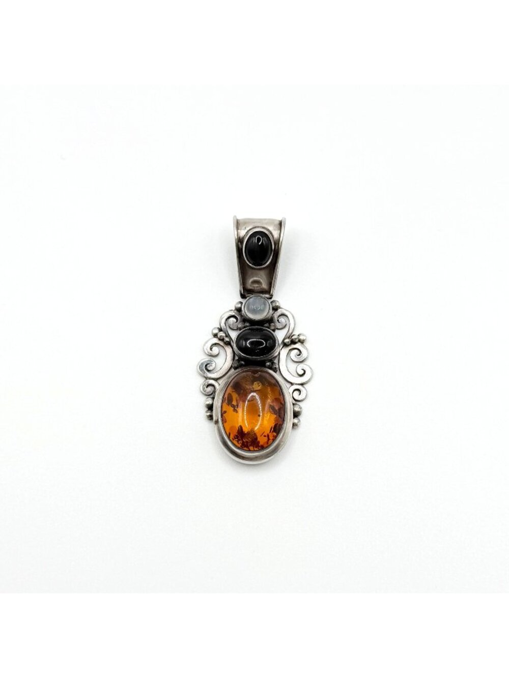 Suarti Bali Sterling 925 Silver Black Onyx & Amber Pendant